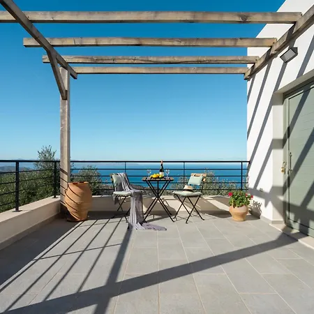 Apartament Villaromain *